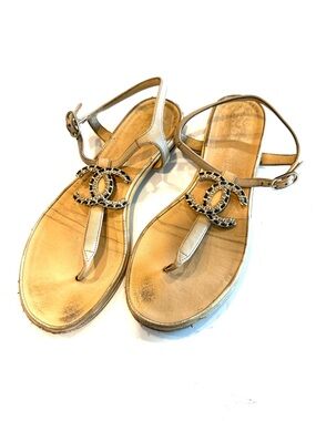 Chanel 2019 Interlocking CC Sandals Size 37C